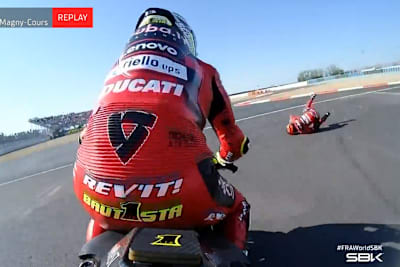 Alvaro Bautista schoss seinen Ducati-Teamkollegen Michael Rinaldi ab