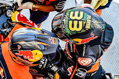 Brad Binder: Seit Indonesien steht «Player 33» oben auf seinem HJC-Helm