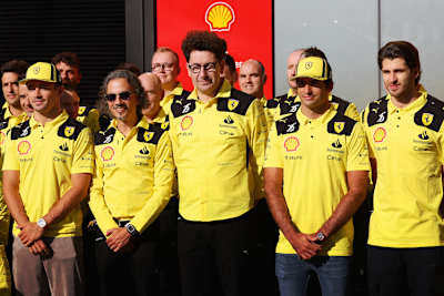 Ferrari-Teamchef Mattia Binotto steht hinter seiner Mannschaft und hält nichts davon, Leute auszutauschen