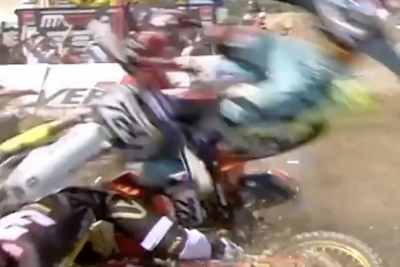 Am Start zum MXGP Qualifikationsrennen in Spanien kam es zu einem Massencrash