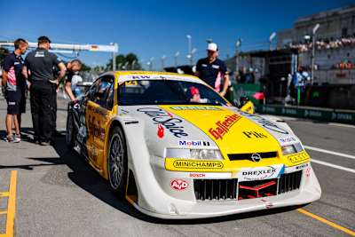 Der Opel Calibra V6 4x4, 1995 von Ex-Weltmeister Keke Rosberg gefahren