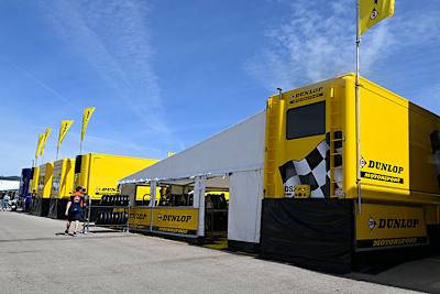 Dunlop ist ein treuer Partner der Dorna – auch in den Nachwuchsserien