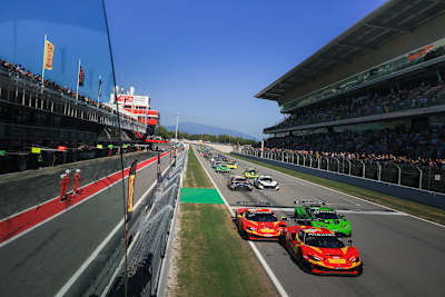 Die GT World Challenge Europe begeisterte 2023 mit einem riesigen Starterfeld und hochkarätigem GT-Sport