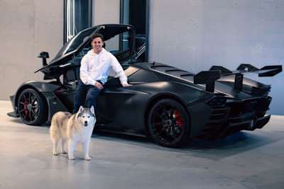 Pol Espargaró mit dem neuen KTM X-Box GT-XR, Listenpreis € 339.000.-