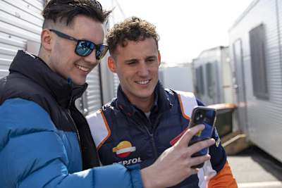 Selfies sind immer noch gefragt: Pol Espargaró