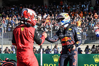 Charles Leclerc und Max Verstappen nach dem Qualifying