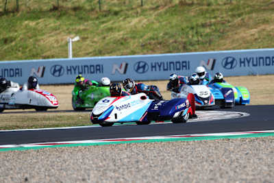 Zwei Bonovos vorne in Most