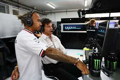 Lewis Hamilton und Toto Wolff