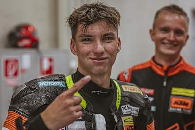 Für Phillip Tonn und das Team Freudenberg geht die Reise 2024 in der IDM und WM weiter