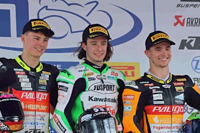 Inigo Iglesias (Mitte) zwischen Leonnox Lehmann und Dirk Geiger