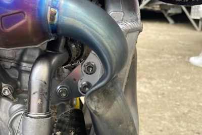 Jacobis ramponierter Auspuff 