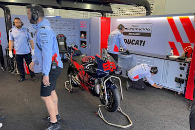 Ein erster Blick in die Gresini-Ducati-Box von Marc Márquez