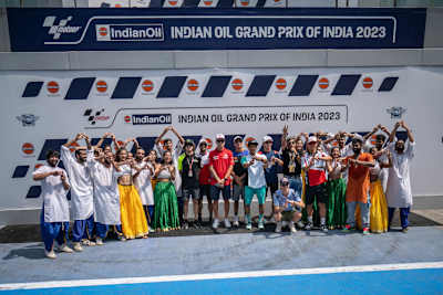 Mit der lokalen Kultur machten sich Bezzecchi, Zarco, Augusto Fernández, Morbidelli, Raúl Fernández, Alex Márquez und Nakagami schon vertraut