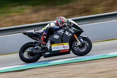 Randy Krummenacher: Erste MotoE-Runden auf Slicks