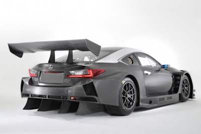 Mächtiger Heckflügel am Lexus RC F GT3