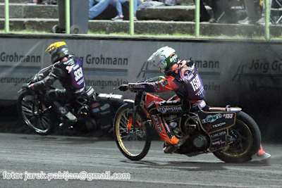 Janusz Kolodziej vor Mikkel Michelsen