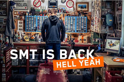 KTM verrät, dass wieder ein Supermoto-Tourer gebaut wird - aber mit welchem Motor?