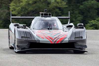 Der Cadillac LMDh absolviert die ersten Meter