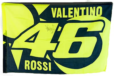 Eines der Exponate: Flagge mit Autogramm von Valentino Rossi