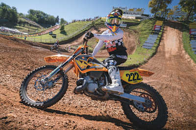 Tony Cairoli schwingt sich erneut auf die 360er-KTM