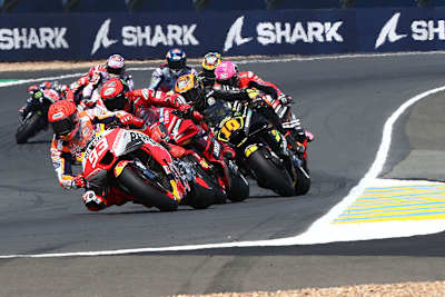 Das Sprintrennen in Le Mans: Marc Márquez vor Bagnaia (93) und Marini