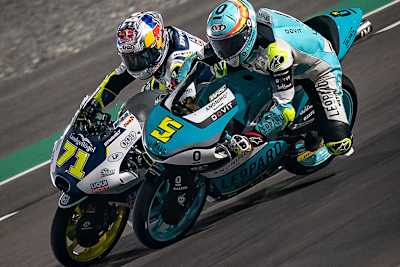 Mit diesem Black-Pass zwängte sich Masiá (5) an Sasaki (71) vorbei