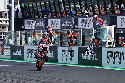 Alonso López triumphierte in Misano