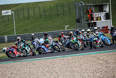 Zu voll, Mikhalchik (#17) schräg hinter Hobelsberger (#52)