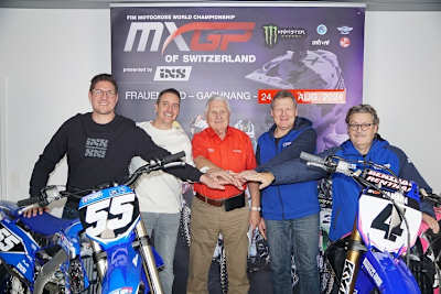  Von links: Christoph Gautschi und Raymond Wapf von iXS,	CEO MXGP Suisse Willy Läderach, Vincent Mentha, Direktor Yamaha Suisse, Peter Hostettler, Präsident Verwaltungsrat Hostettler Group