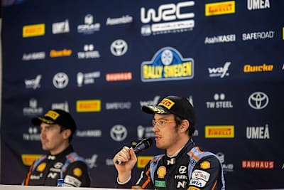   Craig Breen (li) und Thierry Neuville (re)