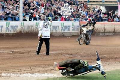 Timo Lahti siegte im Finale, Jason Doyle schied aus