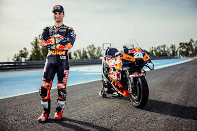 Dani Pedrosa bleibt auch nach 2023 Testfahrer bei KTM