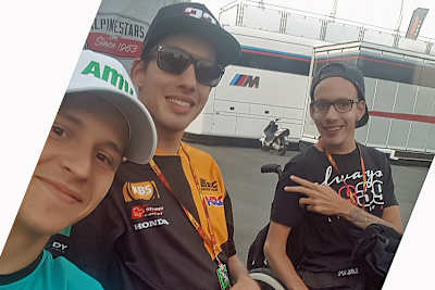 Fabio Quartararo mit Patrick Siede (v.l.)