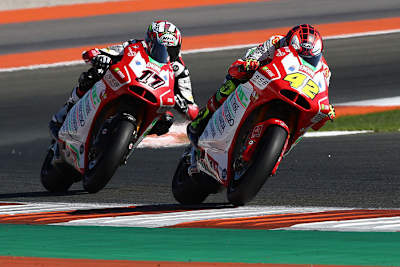 Valencia-GP 2022: Marcis Ramirez (42) vor seinem MV-Teamkollegen Alex Escrig