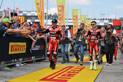 Michael Rinaldi (21) blieb vor Johnny Rea