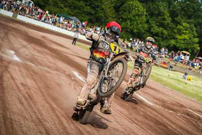 Erik Riss (li.) ist vierfacher Weltmeister