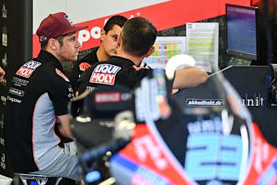 Marcel Schrötter (ganz links): Noch sieben Rennen für Intact, dann geht er