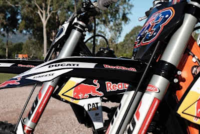 Die Motorräder von Jack Miller #43