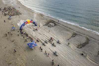 Das Sea to Sky startet am Meer