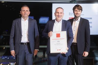 Chefredakteur Marcus Schurig (links) mit ADAC Motorsportchef Thomas Voss