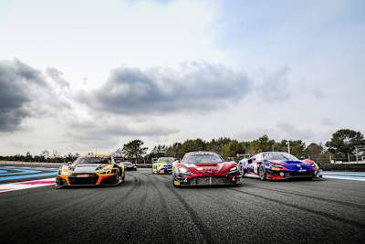 Die GT World Challenge Europe startet auch 2023 mit einem imposanten Starterfeld!