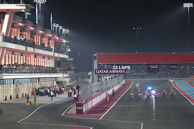 Die Saison 2024 beginnt traditionsgemäß auf dem Losail Circuit mit einem Flutlicht-GP