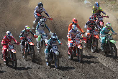 Jago Geerts (#93) neben Tom Vialle (#28) in Loket