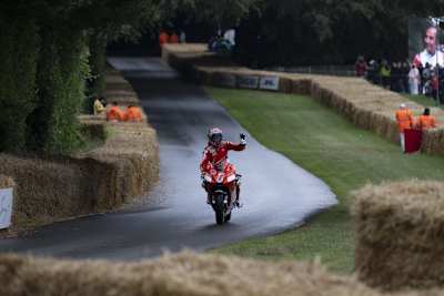 Casey Stoner gab in Goodwood Gas 