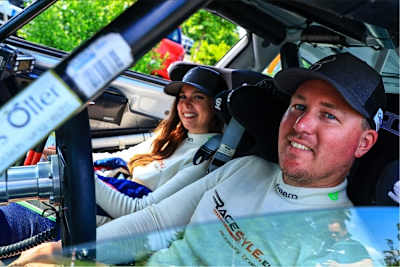 Lisa Kiefer (li.) und Raffael Sulzinger