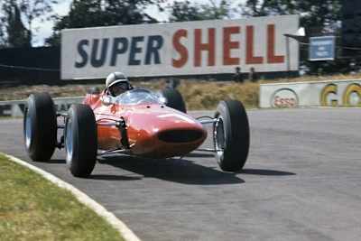 John Surtees im Ferrari 158 in Brands Hatch 1964