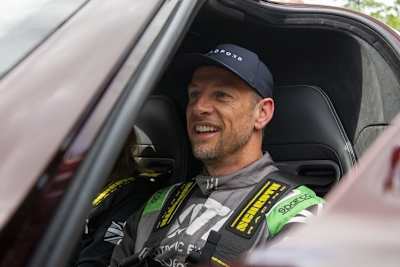 Jenson Button präsentierte den Radford Lotus P62-2 beim «Goodwood Festival of Speed» der Öffentlichkeit