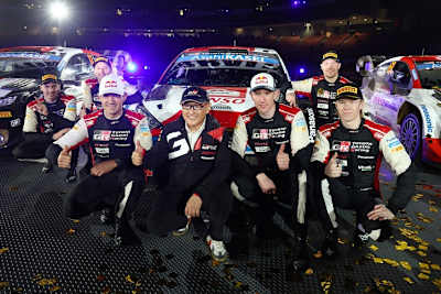 Akio Toyoda und sein Team