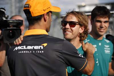 Daniel Ricciardo und Sebastian Vettel