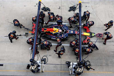 Liam Lawson in China